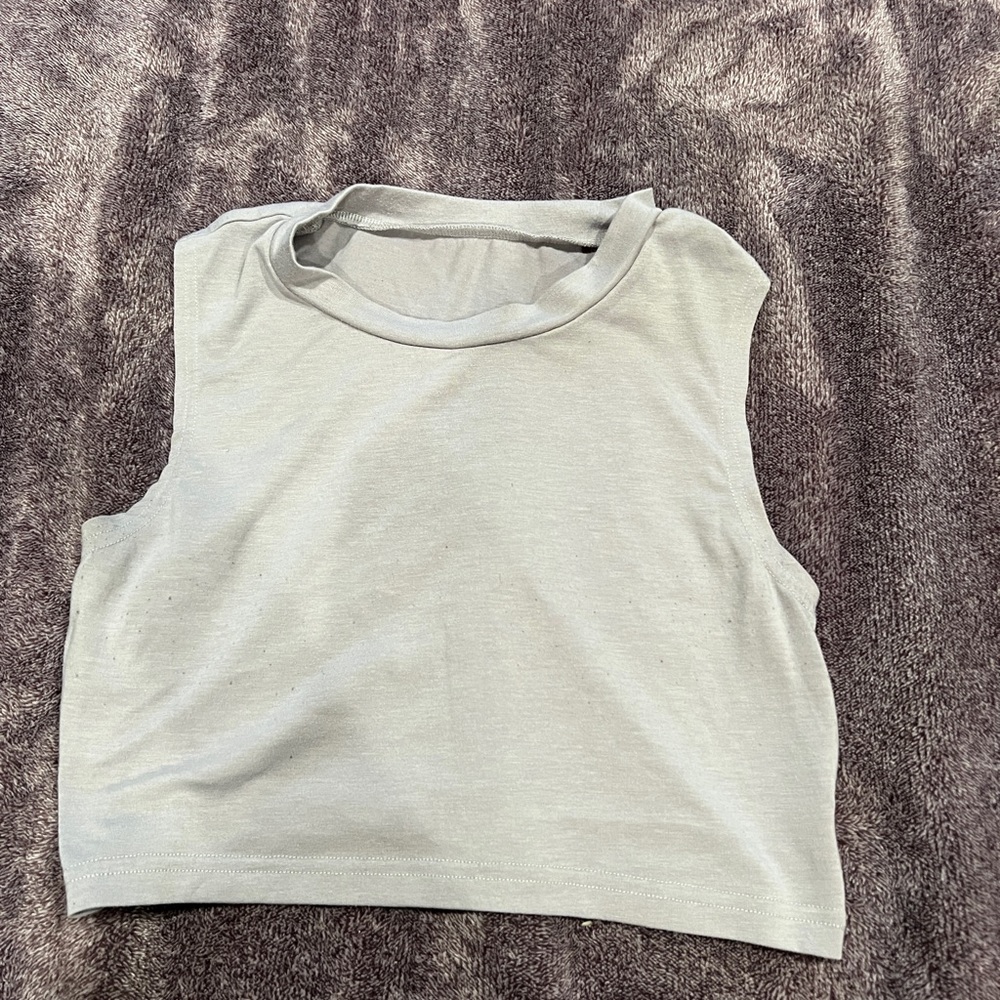 Gray basic tank top